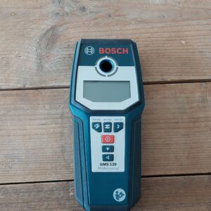 Leiding en metaaldetector