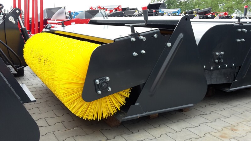 Veegmachine shovel